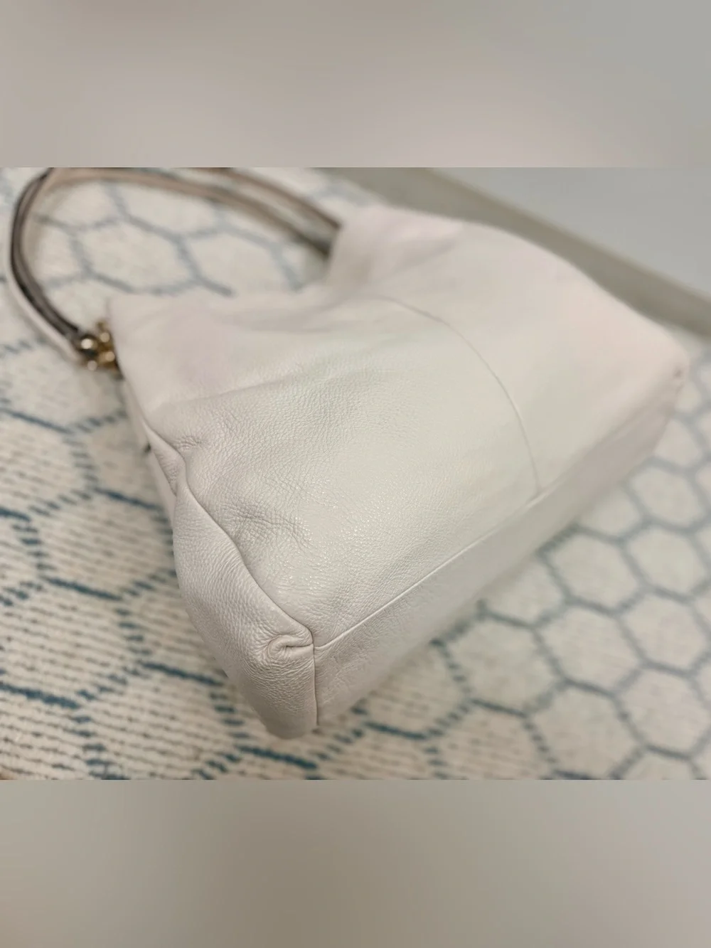 COACH Vintage Y2K Everyday Madison Phoebe White Pebbled Leather Hobo Handbag